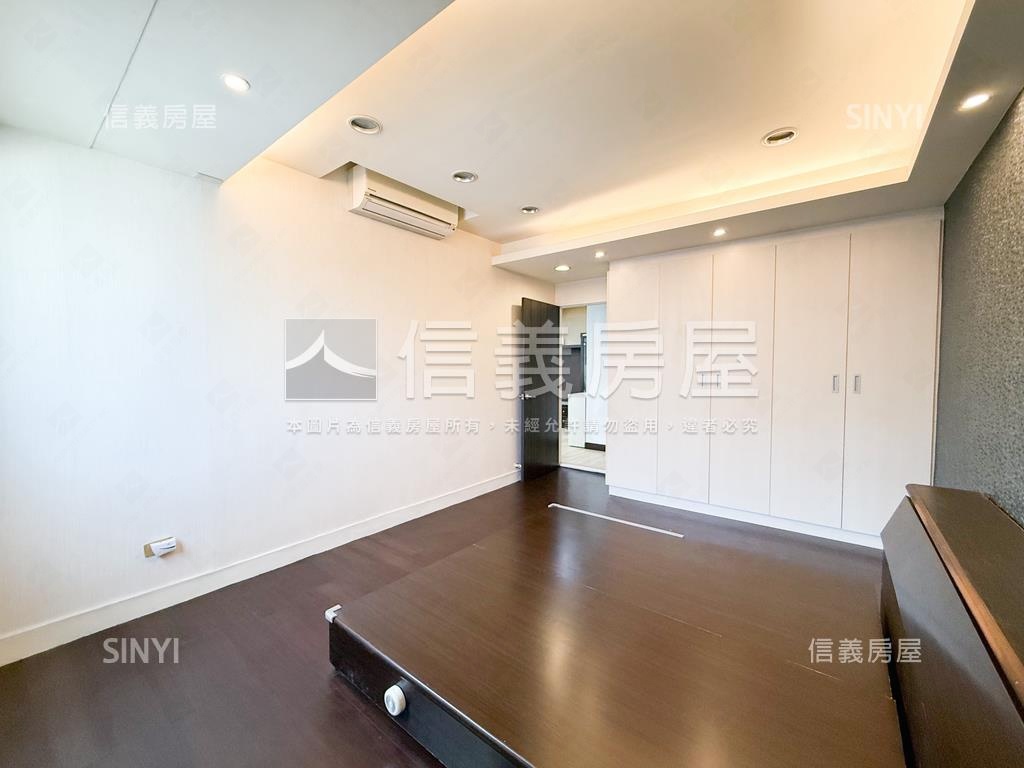 三多商圈機能美三房房屋室內格局與周邊環境