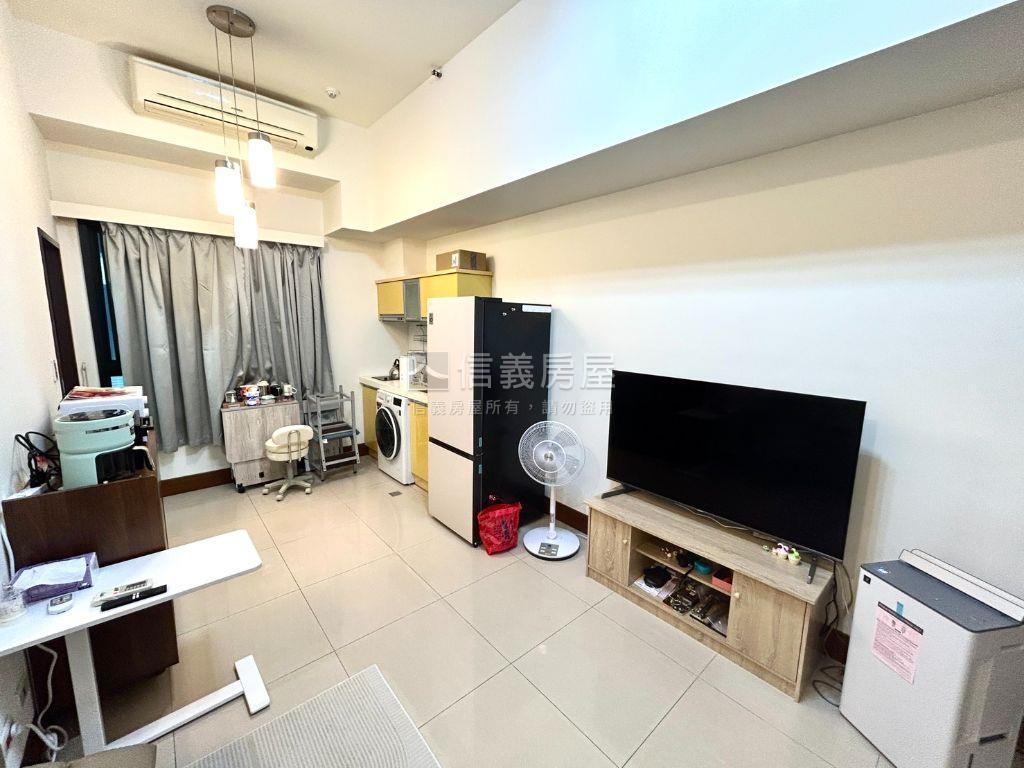 ⭐新巨蛋大套房車位房屋室內格局與周邊環境