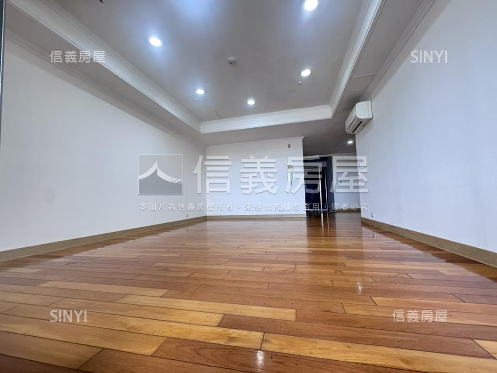 凱廈鋼骨高樓景觀四房房屋室內格局與周邊環境