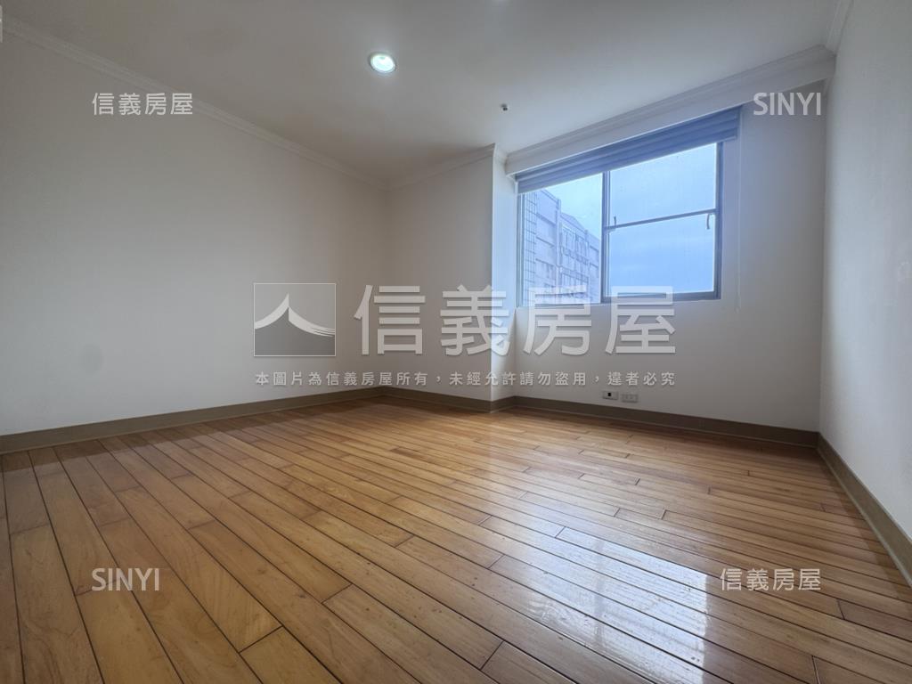 凱廈鋼骨高樓景觀四房房屋室內格局與周邊環境