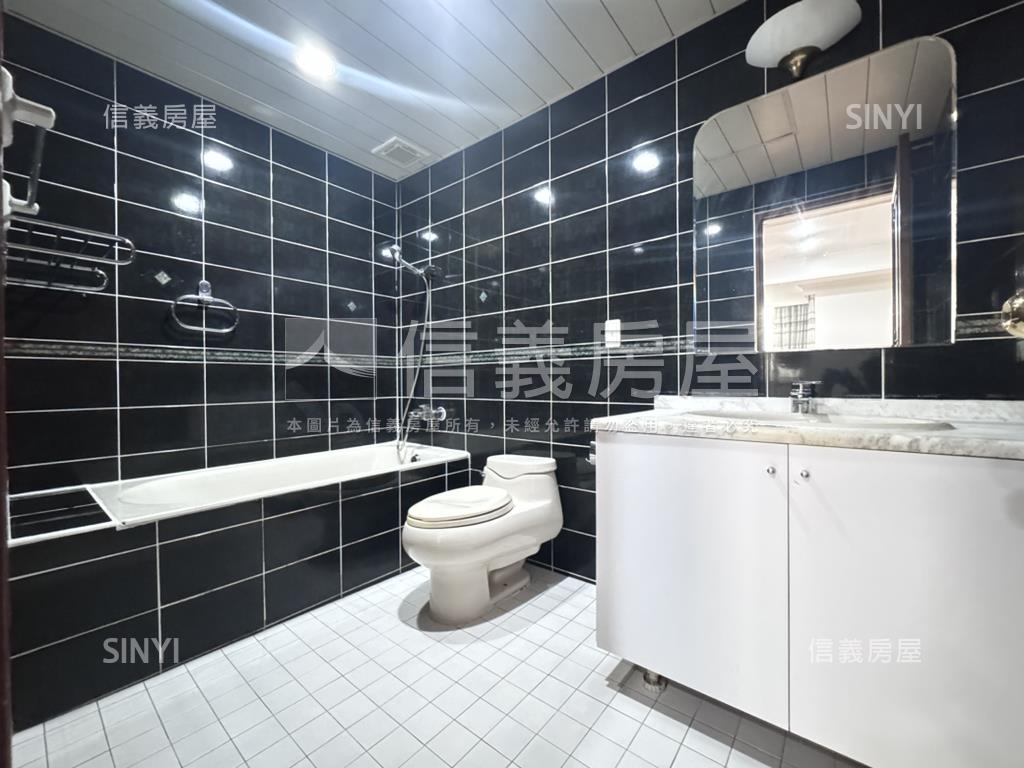 凱廈鋼骨高樓景觀四房房屋室內格局與周邊環境