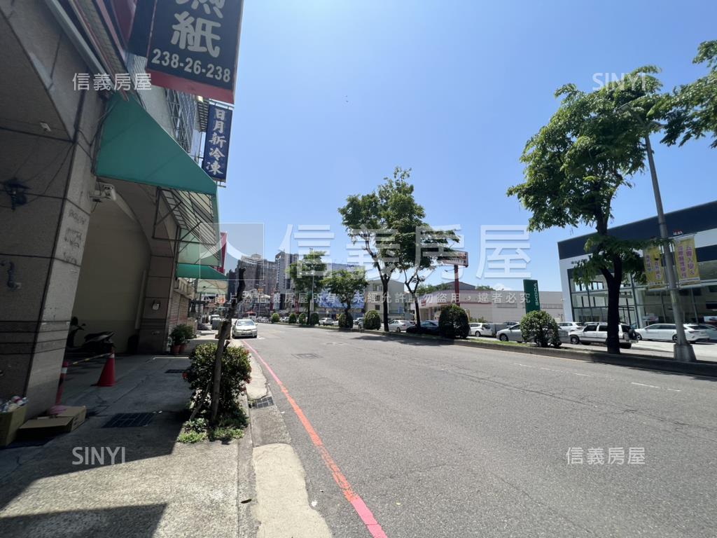 五權西路四層臨路透天Ｂ房屋室內格局與周邊環境