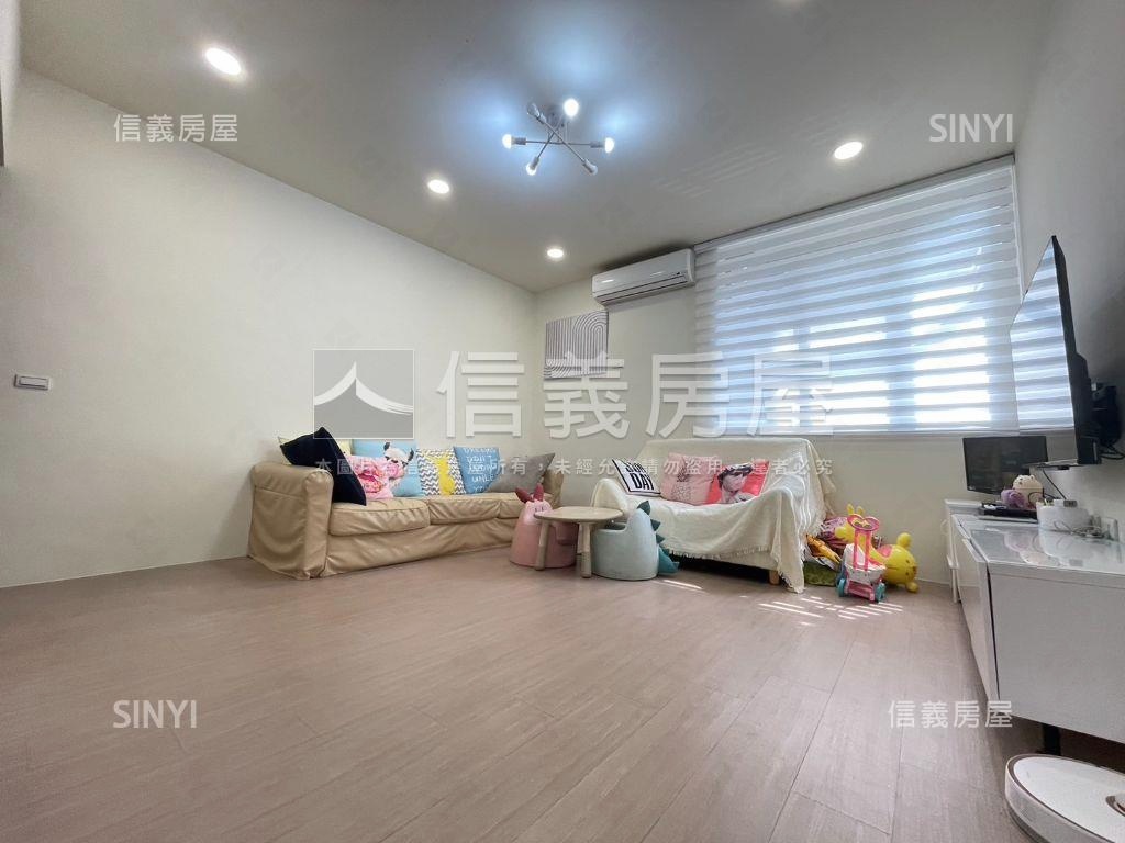 縣政臨路美裝潢大透天房屋室內格局與周邊環境