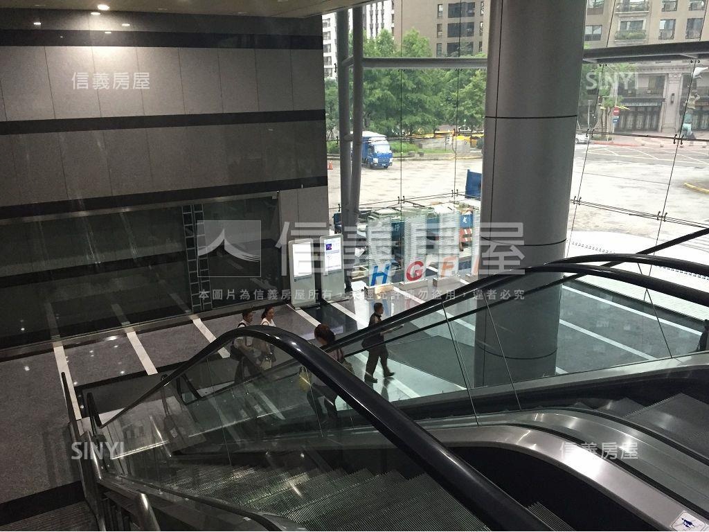 ＡＡ南軟園區二期商辦房屋室內格局與周邊環境