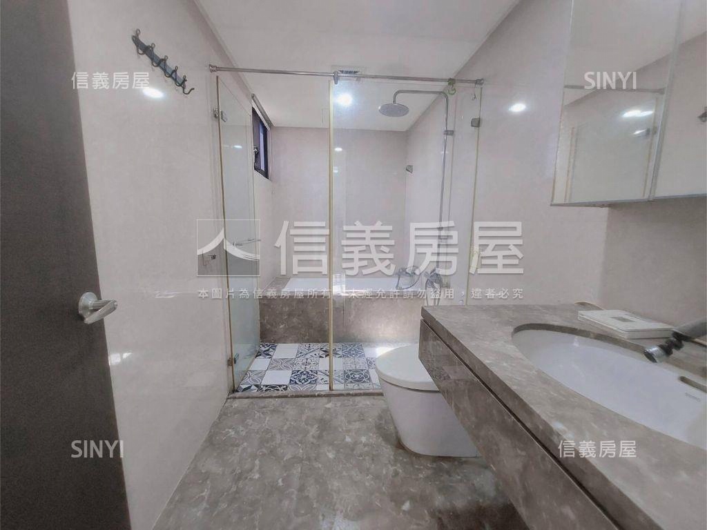 聚合發權美三房平車房屋室內格局與周邊環境