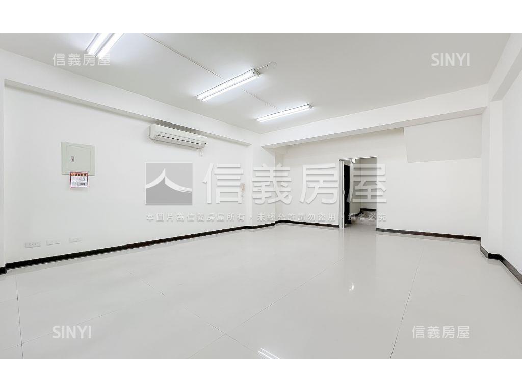 八期臨路邊間美別墅房屋室內格局與周邊環境
