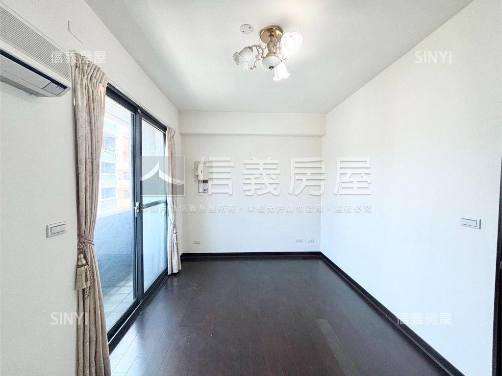 八期臨路邊間美別墅房屋室內格局與周邊環境