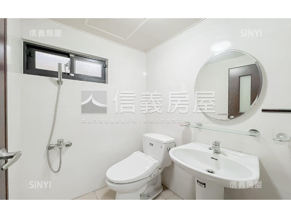 八期臨路邊間美別墅房屋室內格局與周邊環境