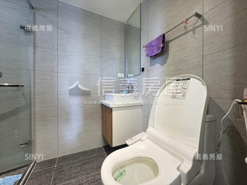 漢神棧高樓景觀２房車位讚房屋室內格局與周邊環境