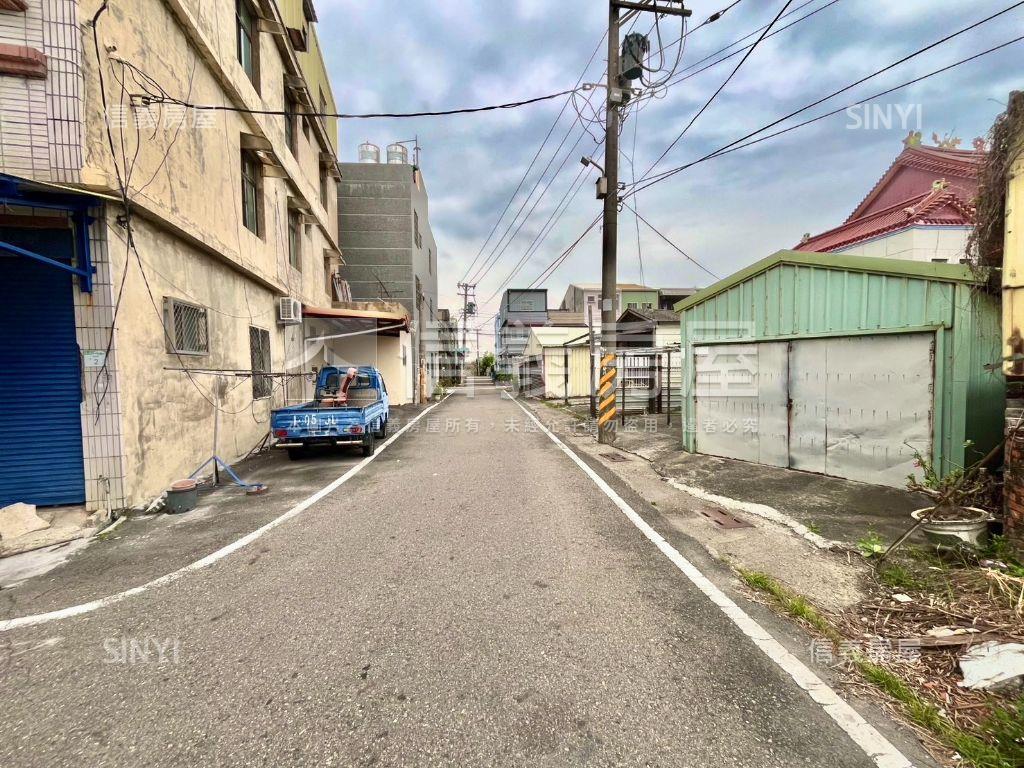 茄萣崎漏一街角窗土地房屋室內格局與周邊環境