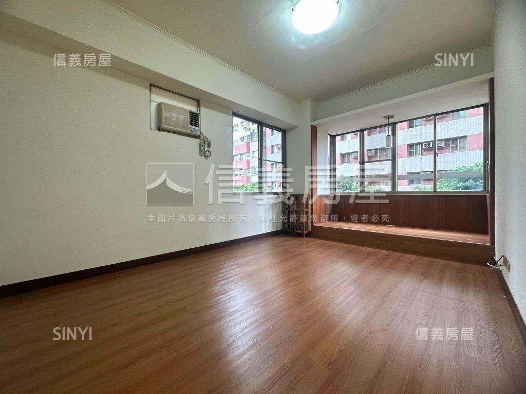 五期東興路稀有四房房屋室內格局與周邊環境