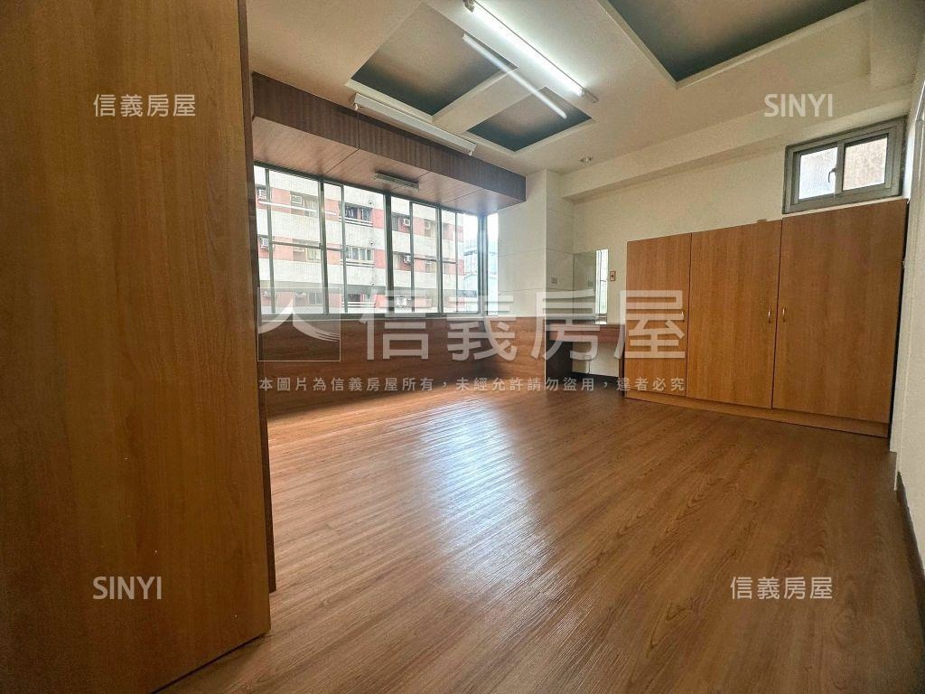 五期東興路稀有四房房屋室內格局與周邊環境
