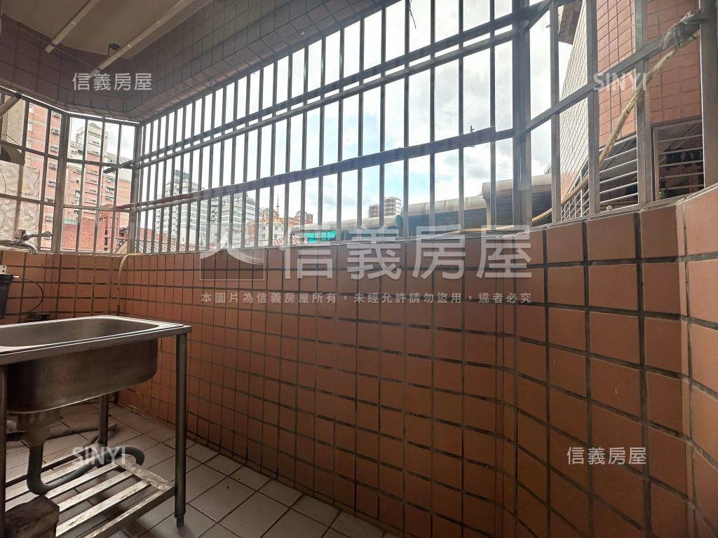 五期東興路稀有四房房屋室內格局與周邊環境