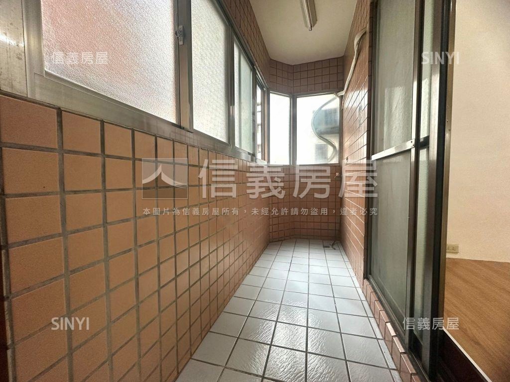 五期東興路稀有四房房屋室內格局與周邊環境