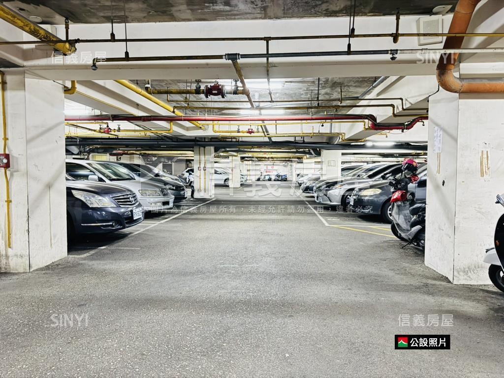 台南傳奇附平面車位房屋室內格局與周邊環境