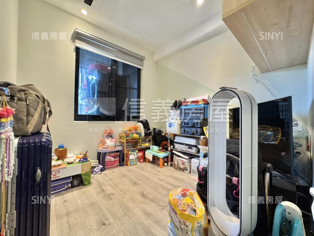 金城匯三房車位●本心房屋室內格局與周邊環境