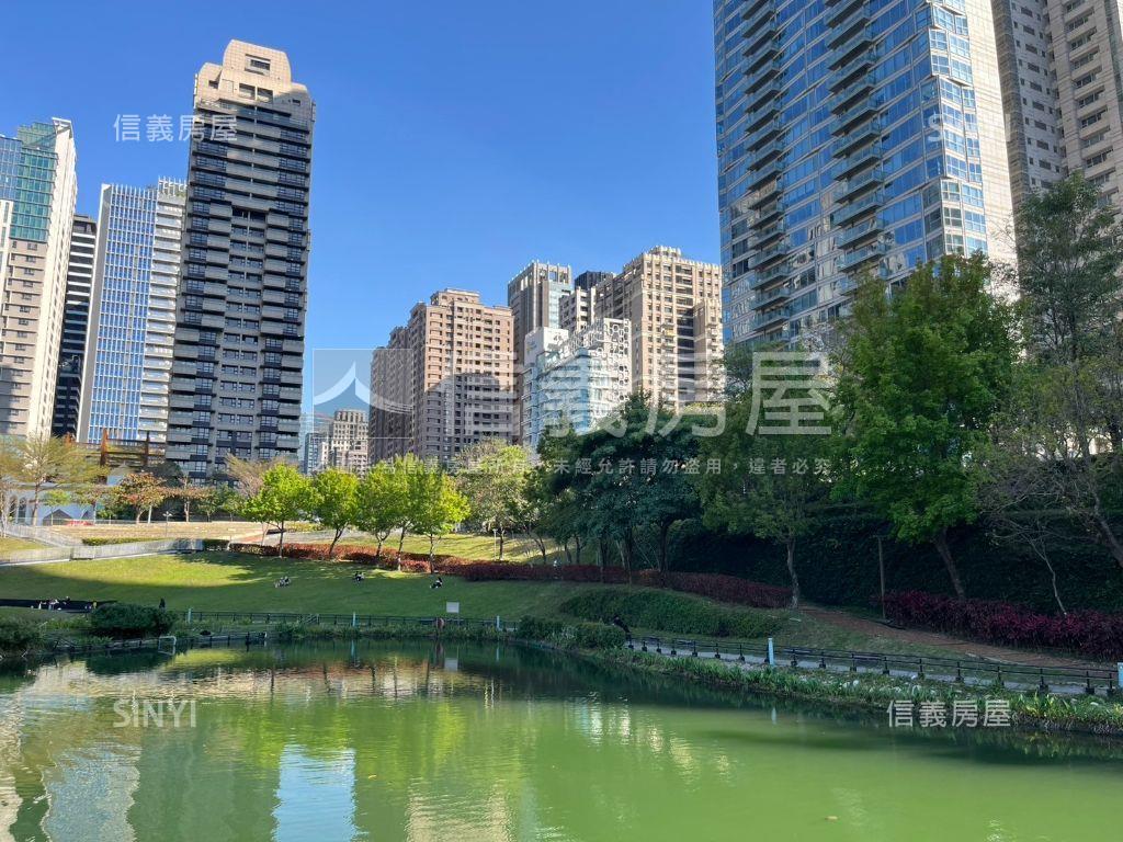 市政愛悅３房平車房屋室內格局與周邊環境