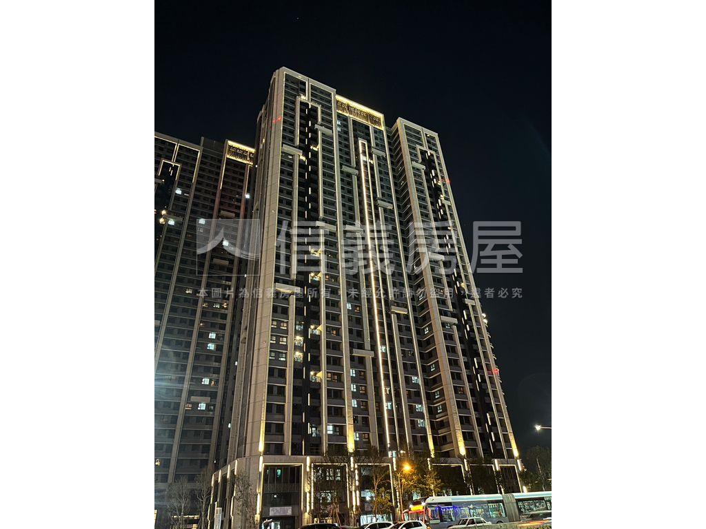 市政愛悅３房平車房屋室內格局與周邊環境