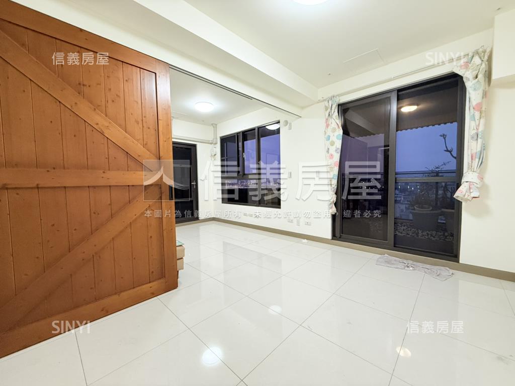 銳揚新天第海景兩房兩衛房屋室內格局與周邊環境