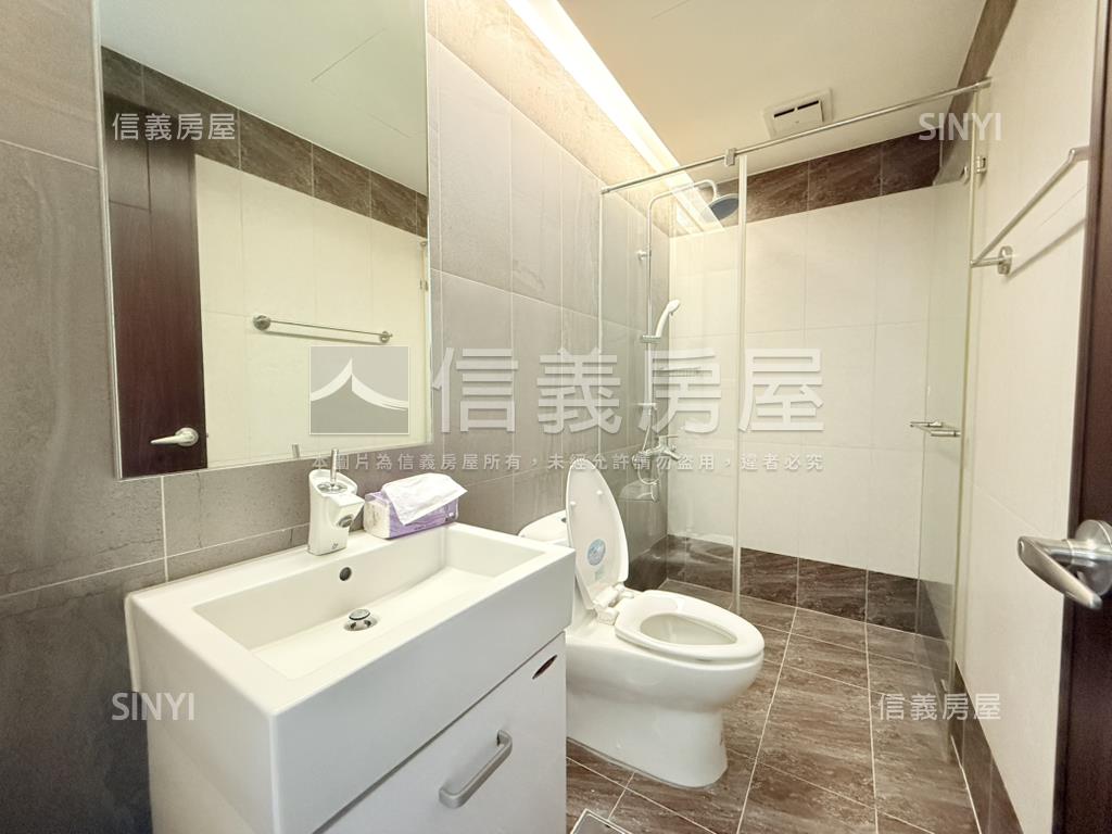 銳揚新天第海景兩房兩衛房屋室內格局與周邊環境