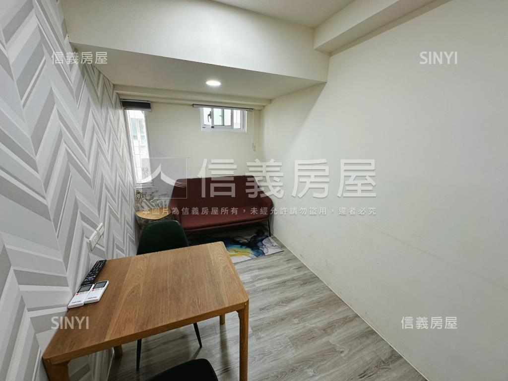 稀有釋出德惠街美屋房屋室內格局與周邊環境