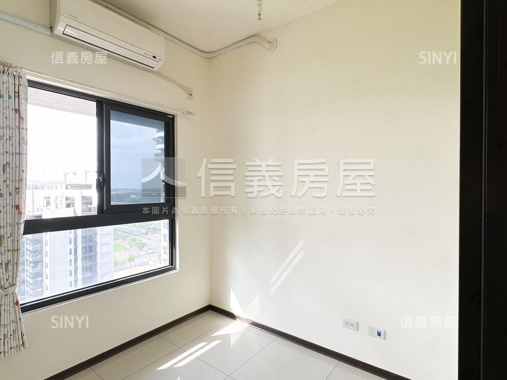 捷運旁海景兩房兩衛有車位房屋室內格局與周邊環境