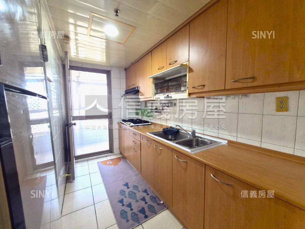 惠宇晶華高樓視野戶就這間房屋室內格局與周邊環境