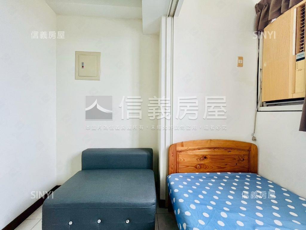 勤益科大電梯一房屋主誠售房屋室內格局與周邊環境