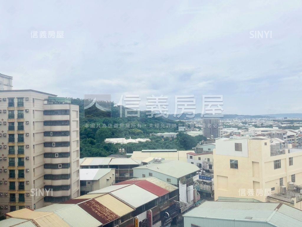 勤益科大電梯一房屋主誠售房屋室內格局與周邊環境