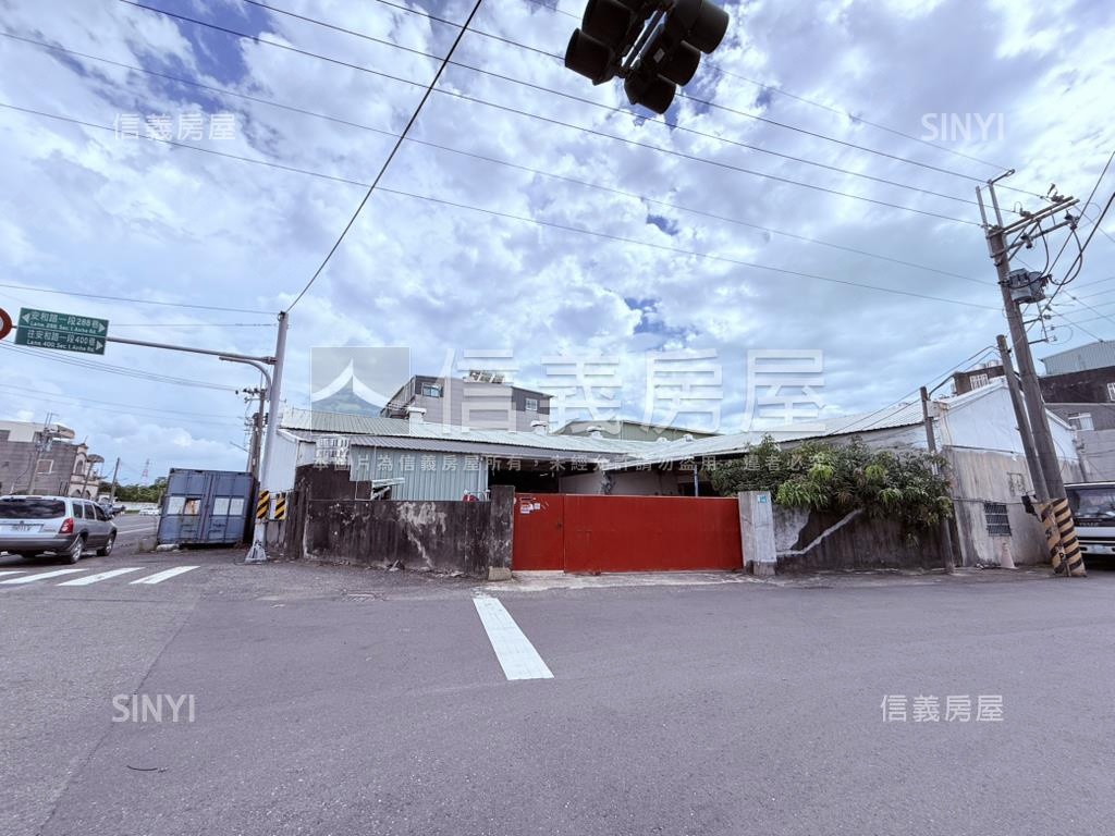 安和商圈約２８５坪三角地房屋室內格局與周邊環境