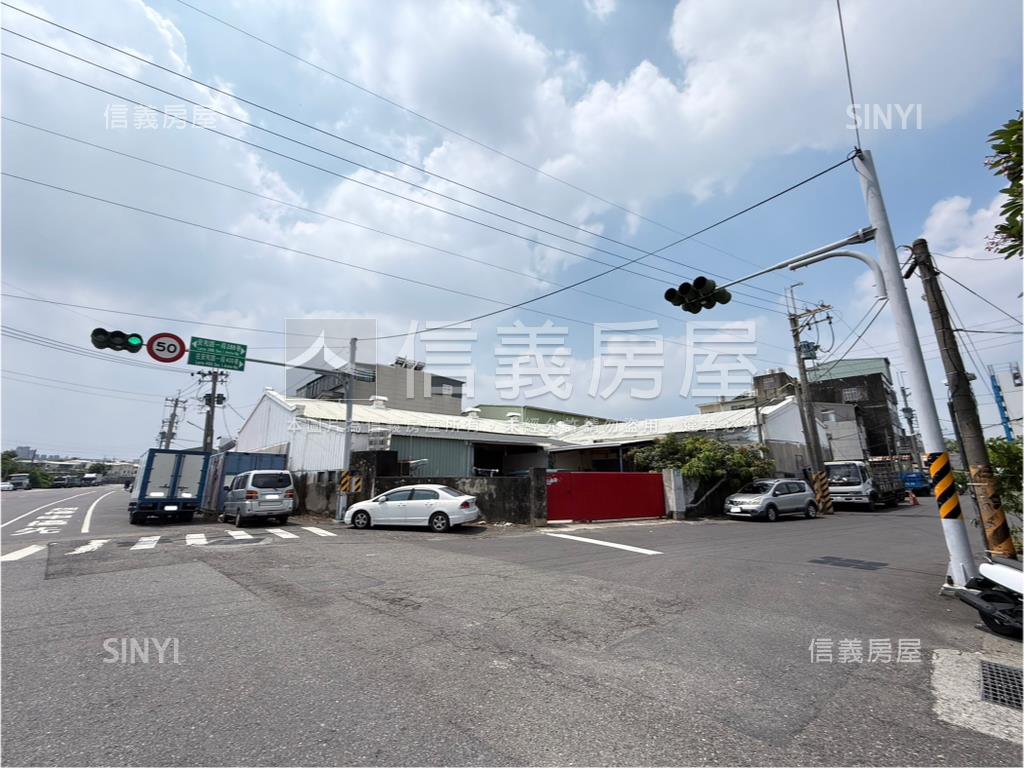 安和商圈約２８５坪三角地房屋室內格局與周邊環境