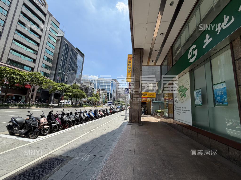 南京捷運帷幕純辦房屋室內格局與周邊環境