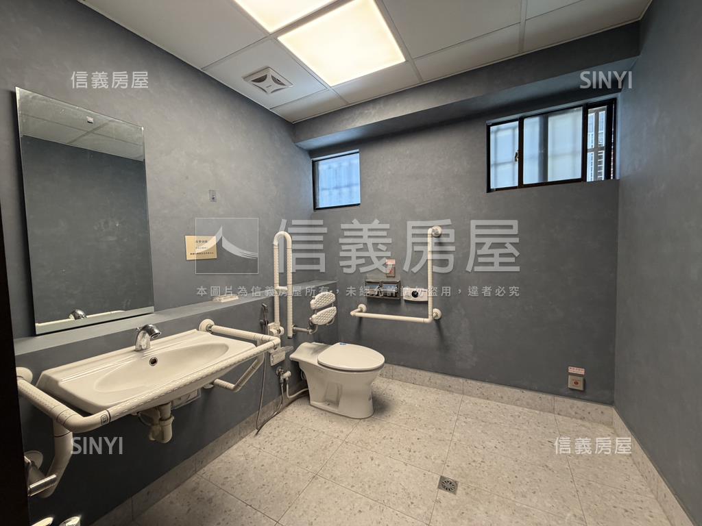 南京捷運帷幕純辦房屋室內格局與周邊環境