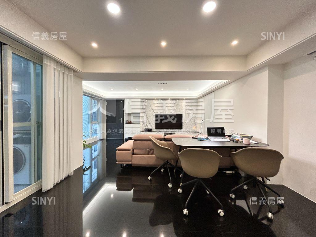 專任一層一戶捷運時尚三房房屋室內格局與周邊環境