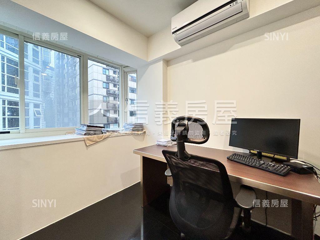 專任一層一戶捷運時尚三房房屋室內格局與周邊環境