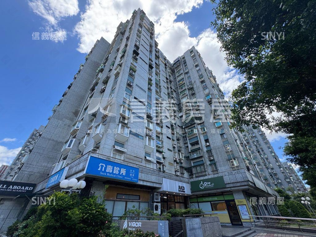 介壽高樓景觀三房車位可抽房屋室內格局與周邊環境