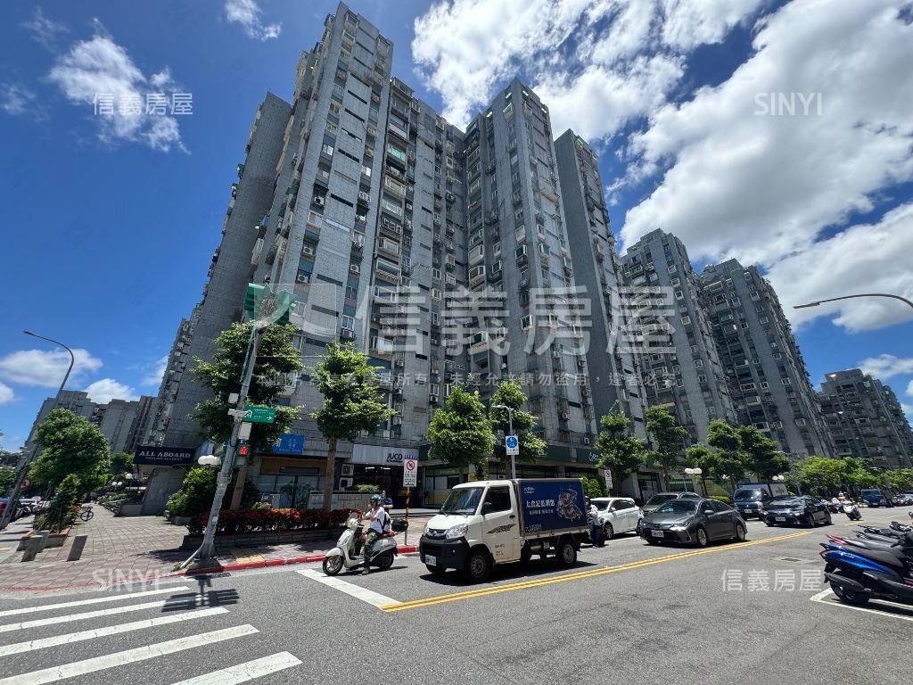介壽高樓景觀三房車位可抽房屋室內格局與周邊環境