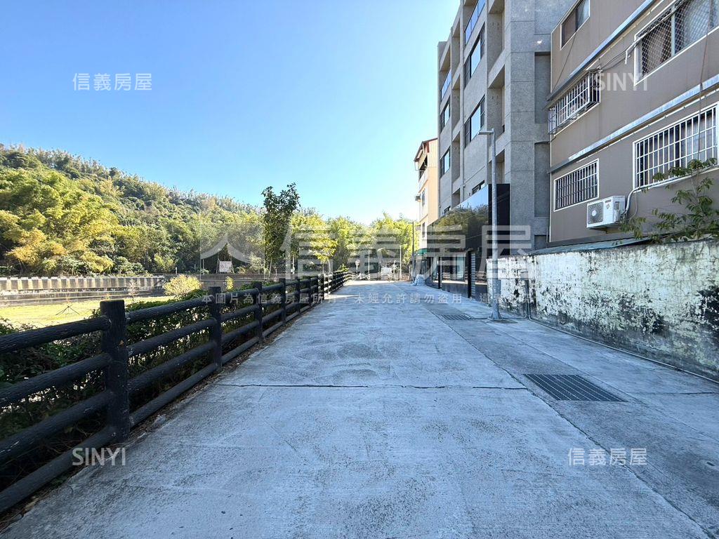 全新電梯別墅房屋室內格局與周邊環境