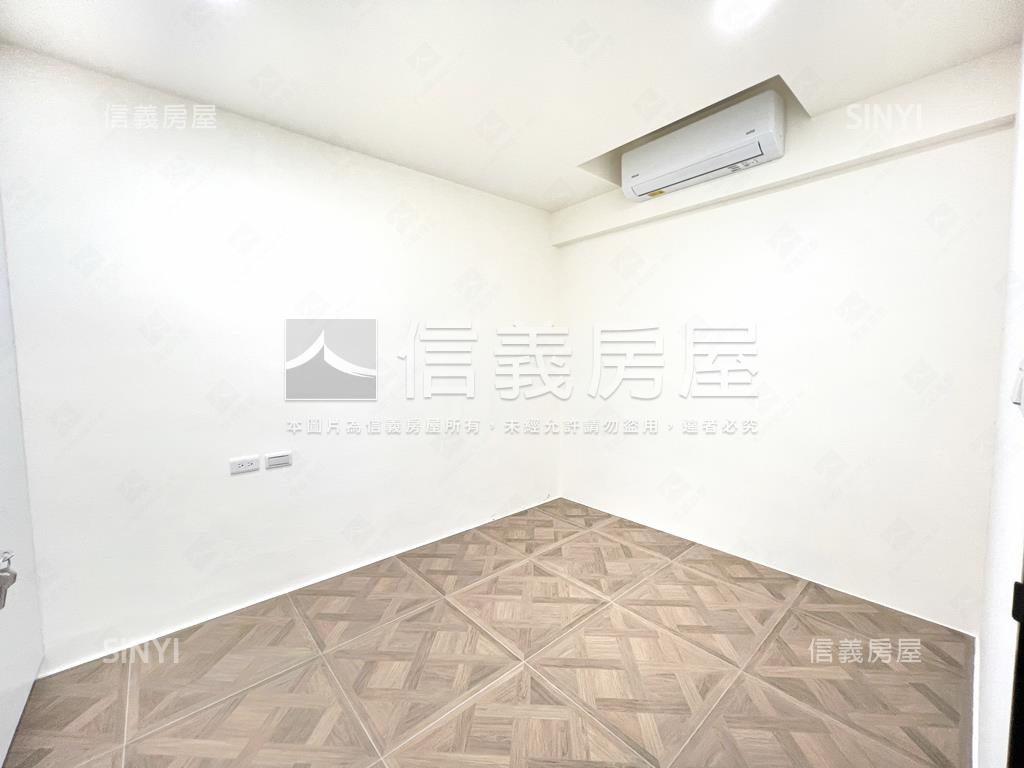 國際路。靜謐煥新美透天房屋室內格局與周邊環境