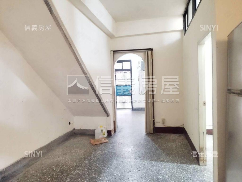 復興路透天房屋室內格局與周邊環境