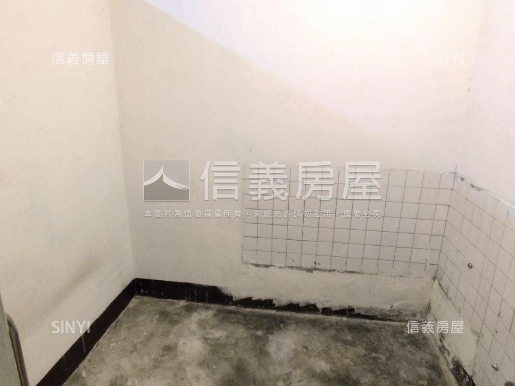 復興路透天房屋室內格局與周邊環境