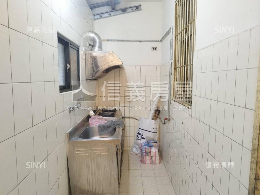 復興路透天房屋室內格局與周邊環境