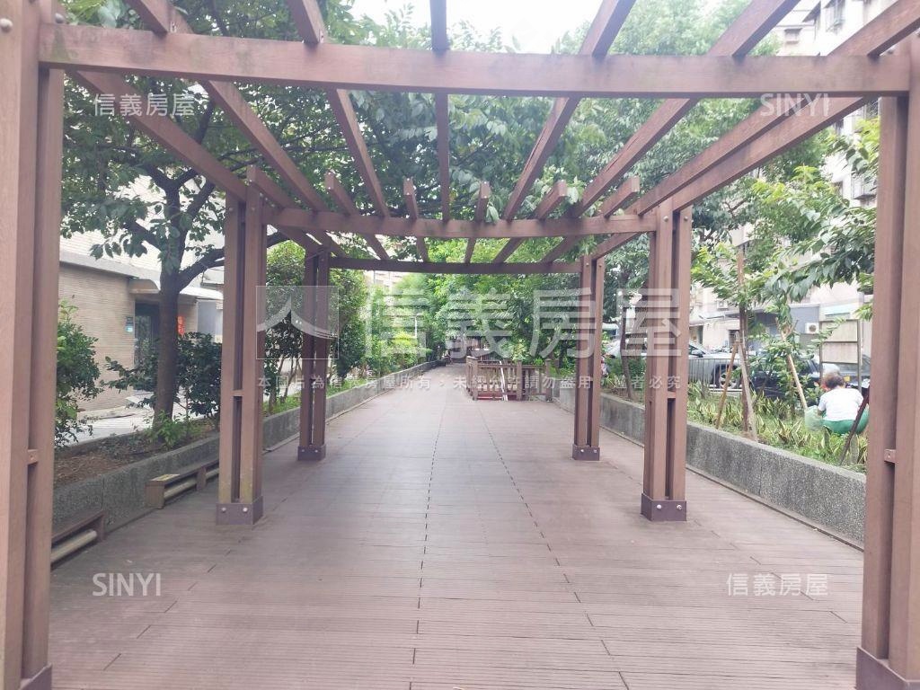 復興路透天房屋室內格局與周邊環境