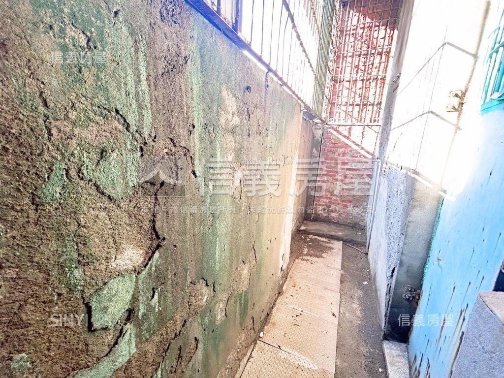 【近台鐵】楠都透天店面房屋室內格局與周邊環境