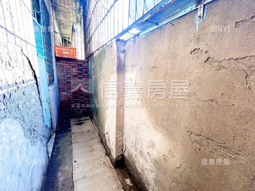 【近台鐵】楠都透天店面房屋室內格局與周邊環境