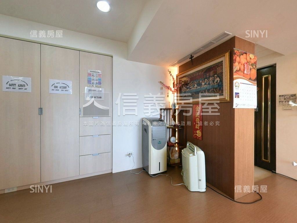 頂溪－台鳳天璽景觀大三房房屋室內格局與周邊環境