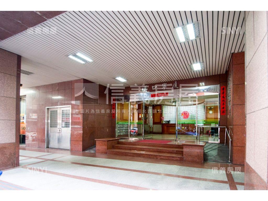 漢口商圈三房平面車位房屋室內格局與周邊環境
