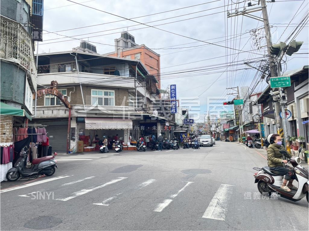 降價◆大面寬大地坪透天房屋室內格局與周邊環境