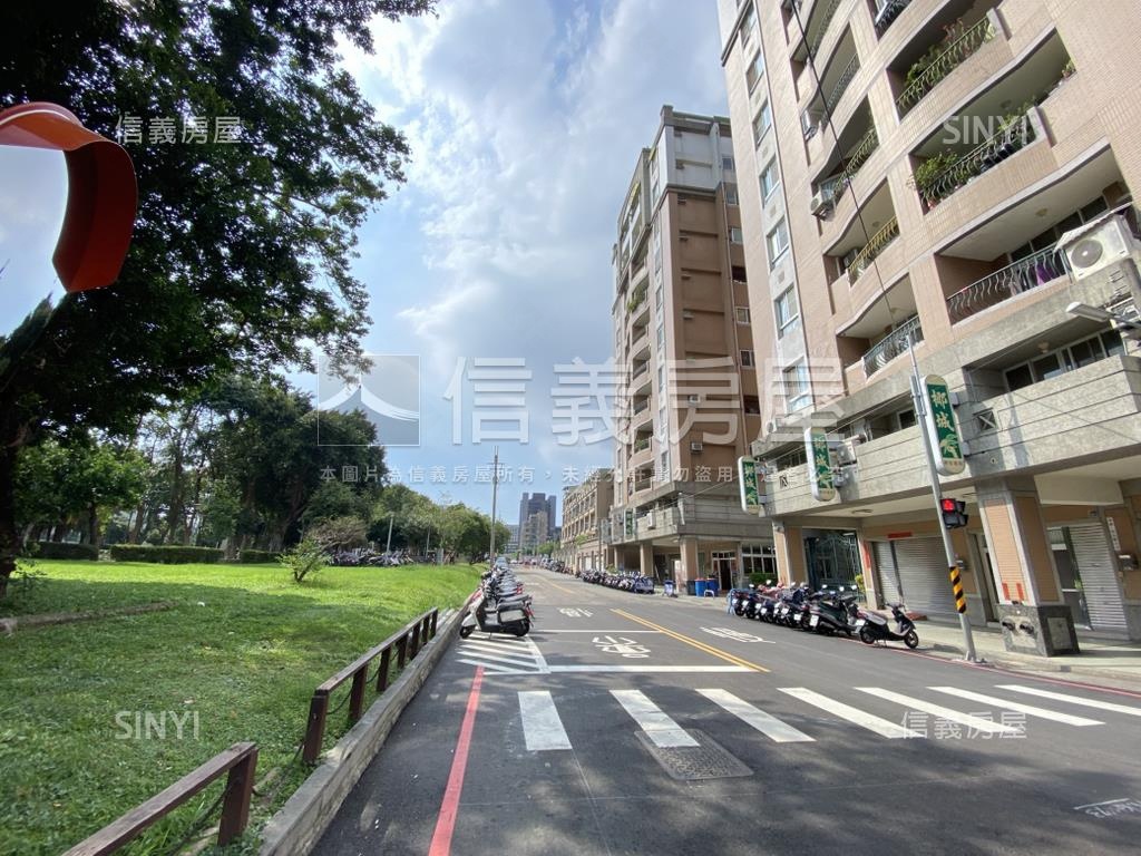 椰城挑高３房車位面公園房屋室內格局與周邊環境