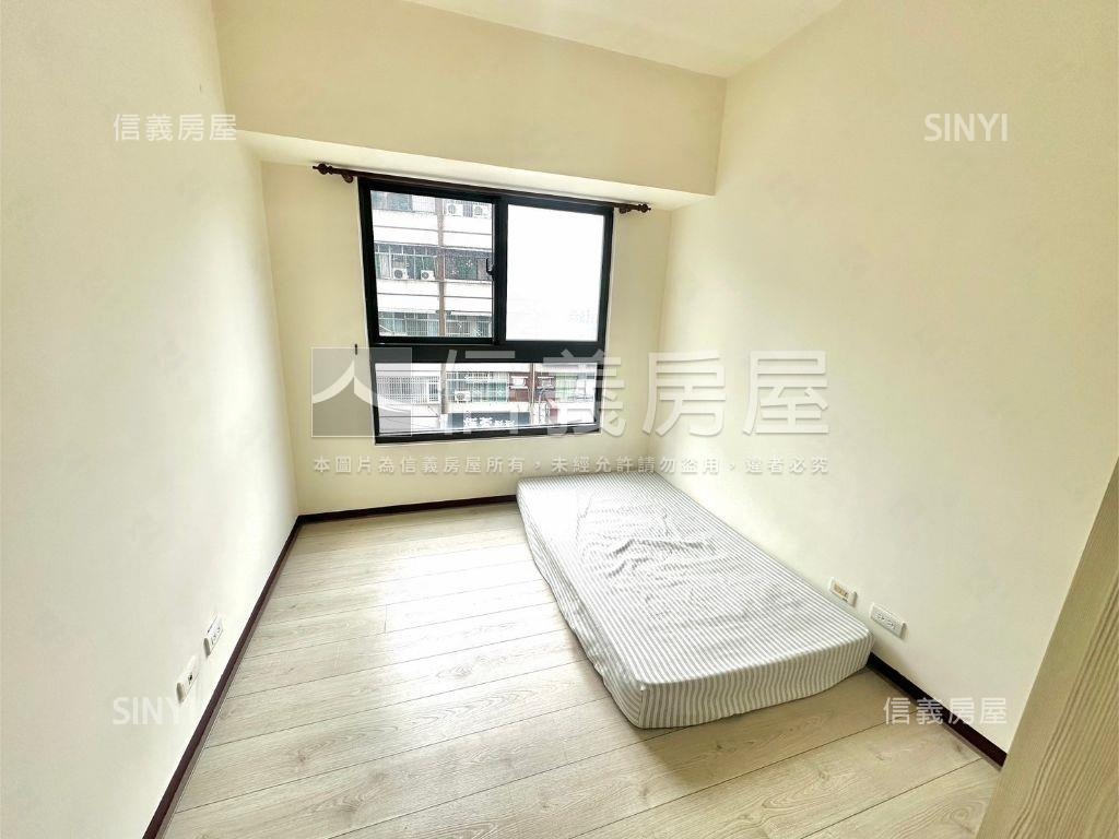 楠科園區２＋１房車位房屋室內格局與周邊環境